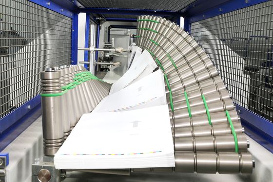 Intelligent Book Spine Gluing Line ((ukuran switch satu tombol untuk semua peralatan)